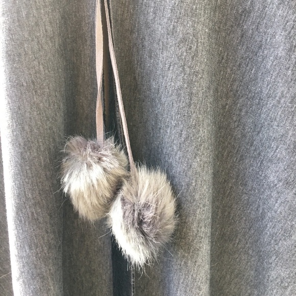 HOST PICK❤️Andrew Marc poncho wrap cape - Picture 5 of 8